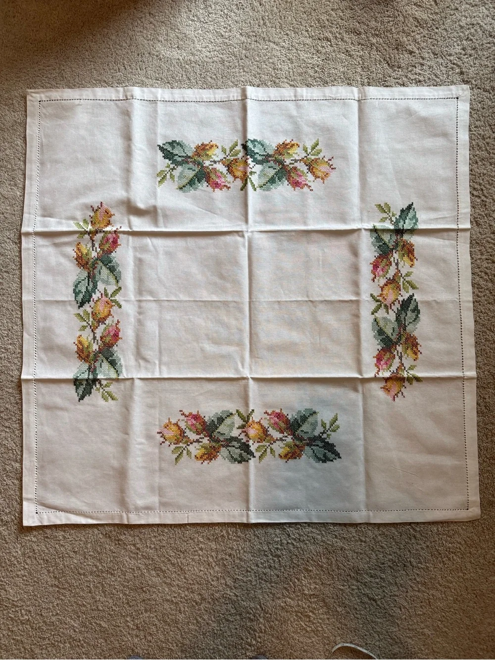 Vintage Scandinavian Rose Embroidery/Cross Stitch Table Topper/Cloth